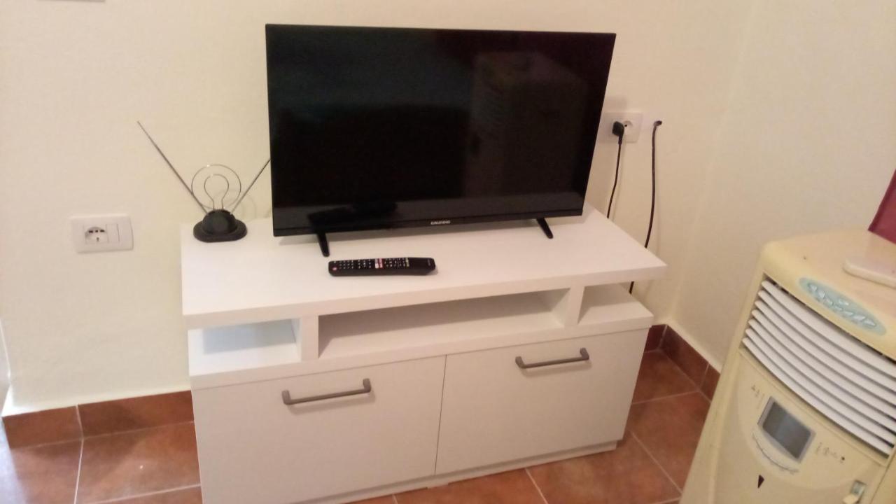 Hotel Sonce - Tirana Esterno foto